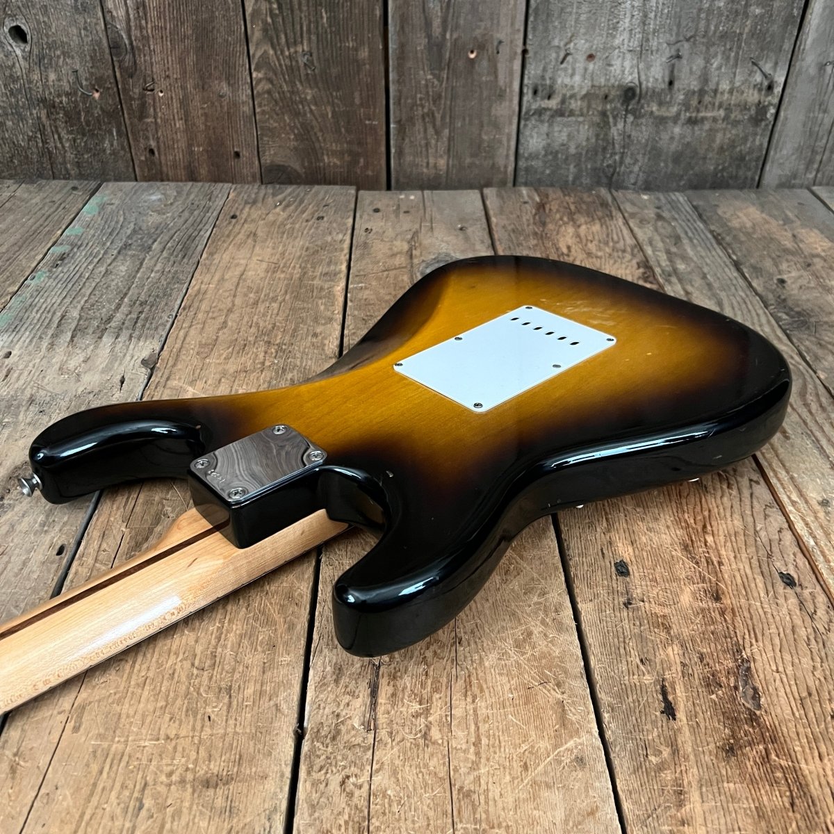 Fender Stratocaster Sunburst and Tweed Vibrolux 5F11 Amplifier 1957 One Owner Vintage - Mahar's Vintage Guitars