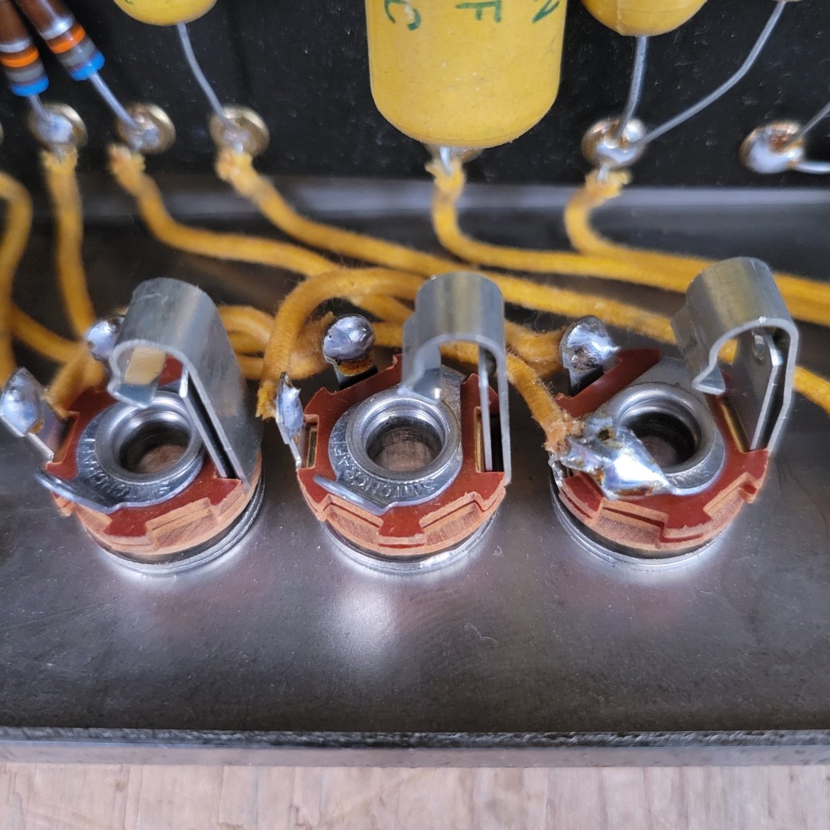 Fender Stratocaster Sunburst and Tweed Vibrolux 5F11 Amplifier 1957 One Owner Vintage - Mahar's Vintage Guitars