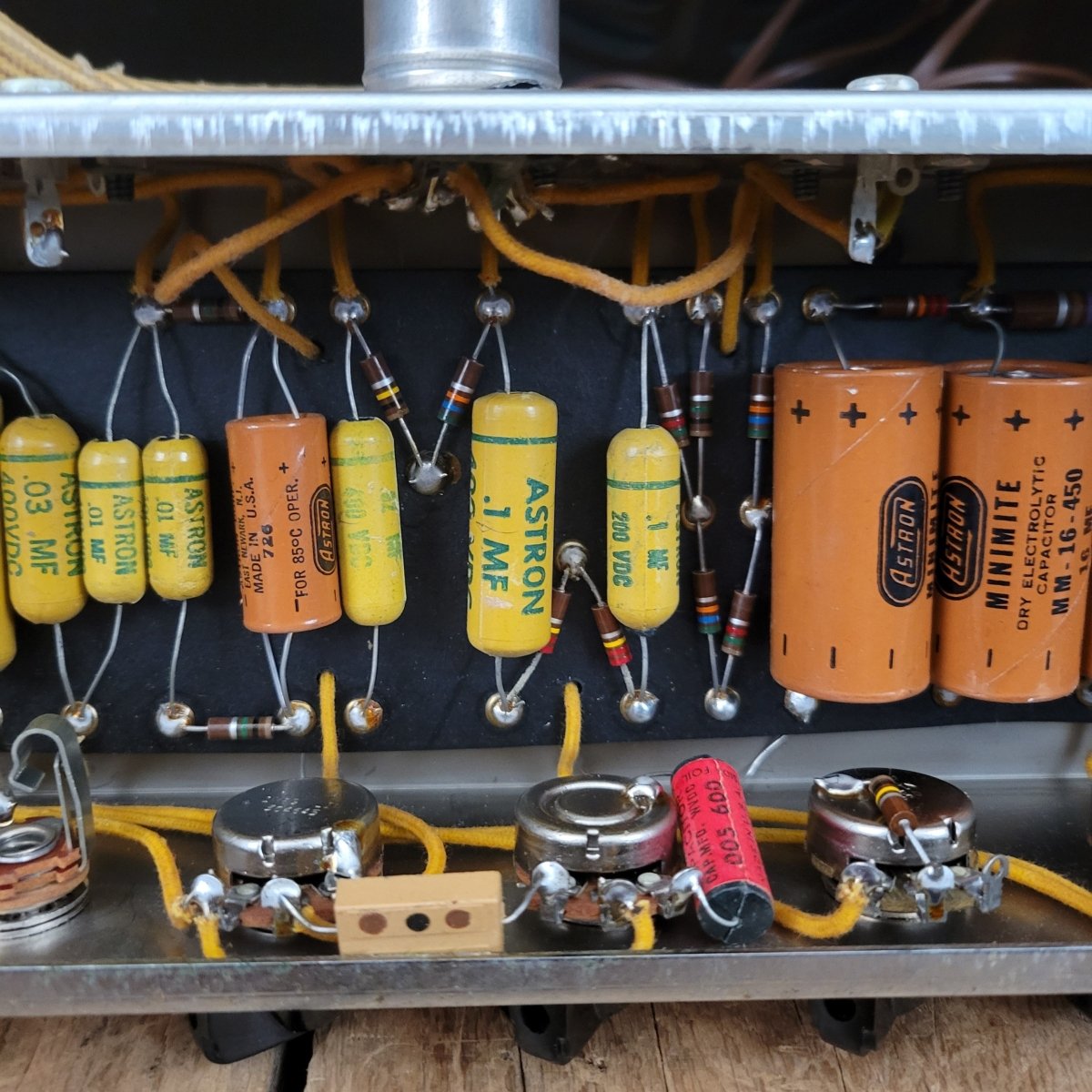 Fender Stratocaster Sunburst and Tweed Vibrolux 5F11 Amplifier 1957 One Owner Vintage - Mahar's Vintage Guitars