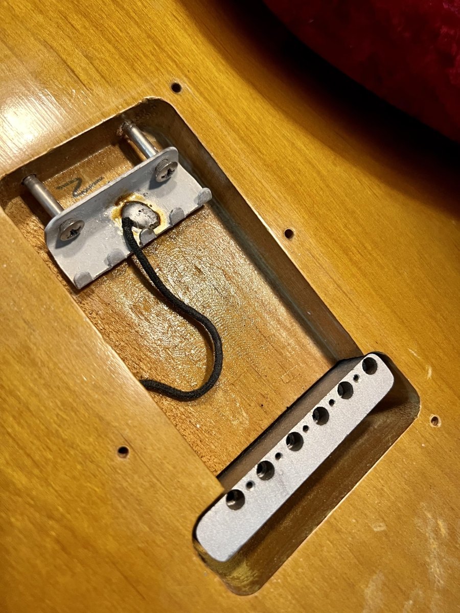 Fender Stratocaster Sunburst and Tweed Vibrolux 5F11 Amplifier 1957 One Owner Vintage - Mahar's Vintage Guitars