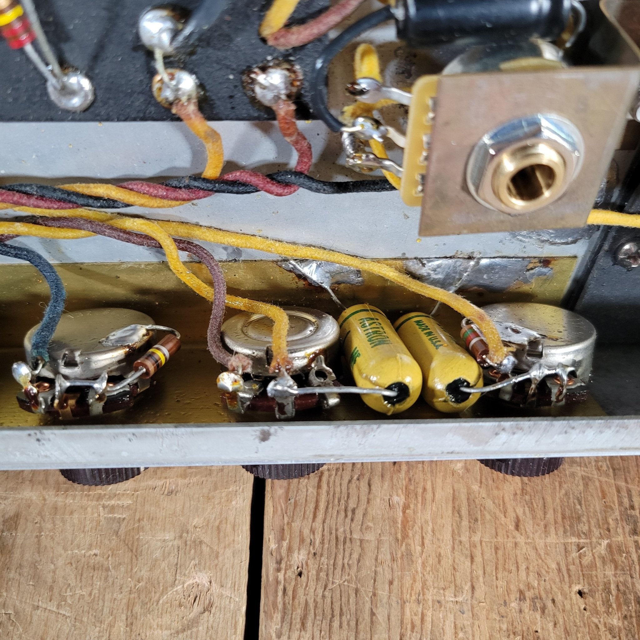 Fender Super Amp 6G4 November 1960 "Pink" Brown Tolex 1960 - Mahar's Vintage Guitars