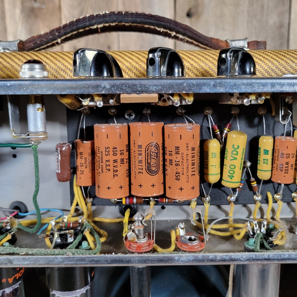 Fender Tweed Deluxe 5E3 1959 – 100% Original Vintage Tube Amp - Mahar's Vintage Guitars