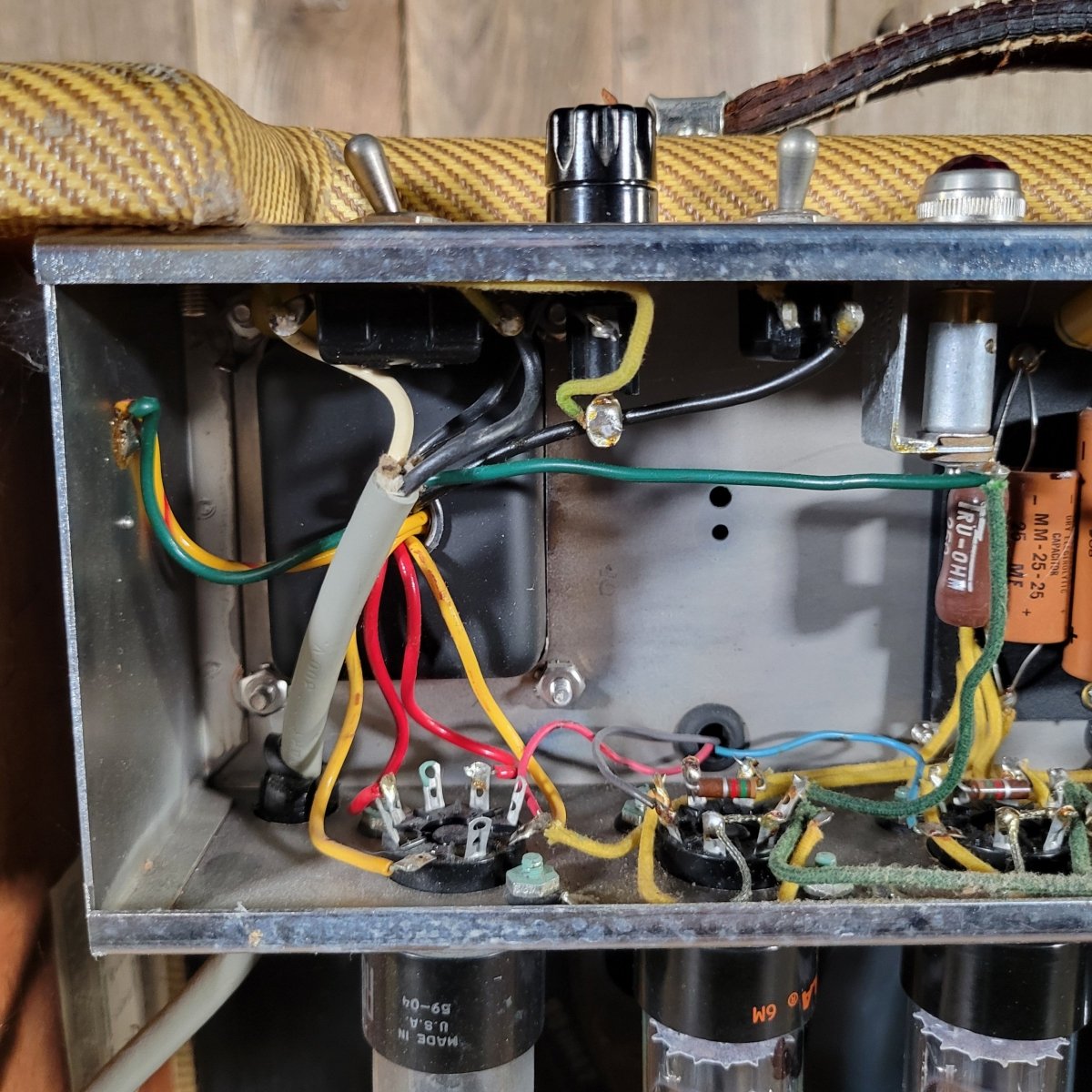 Fender Tweed Deluxe 5E3 1959 – 100% Original Vintage Tube Amp - Mahar's Vintage Guitars