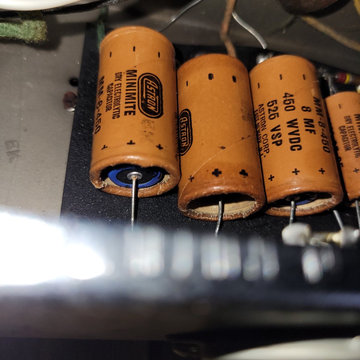 Fender Tweed Princeton 5E2 1955 Narrow Panel Amp - Mahar's Vintage Guitars