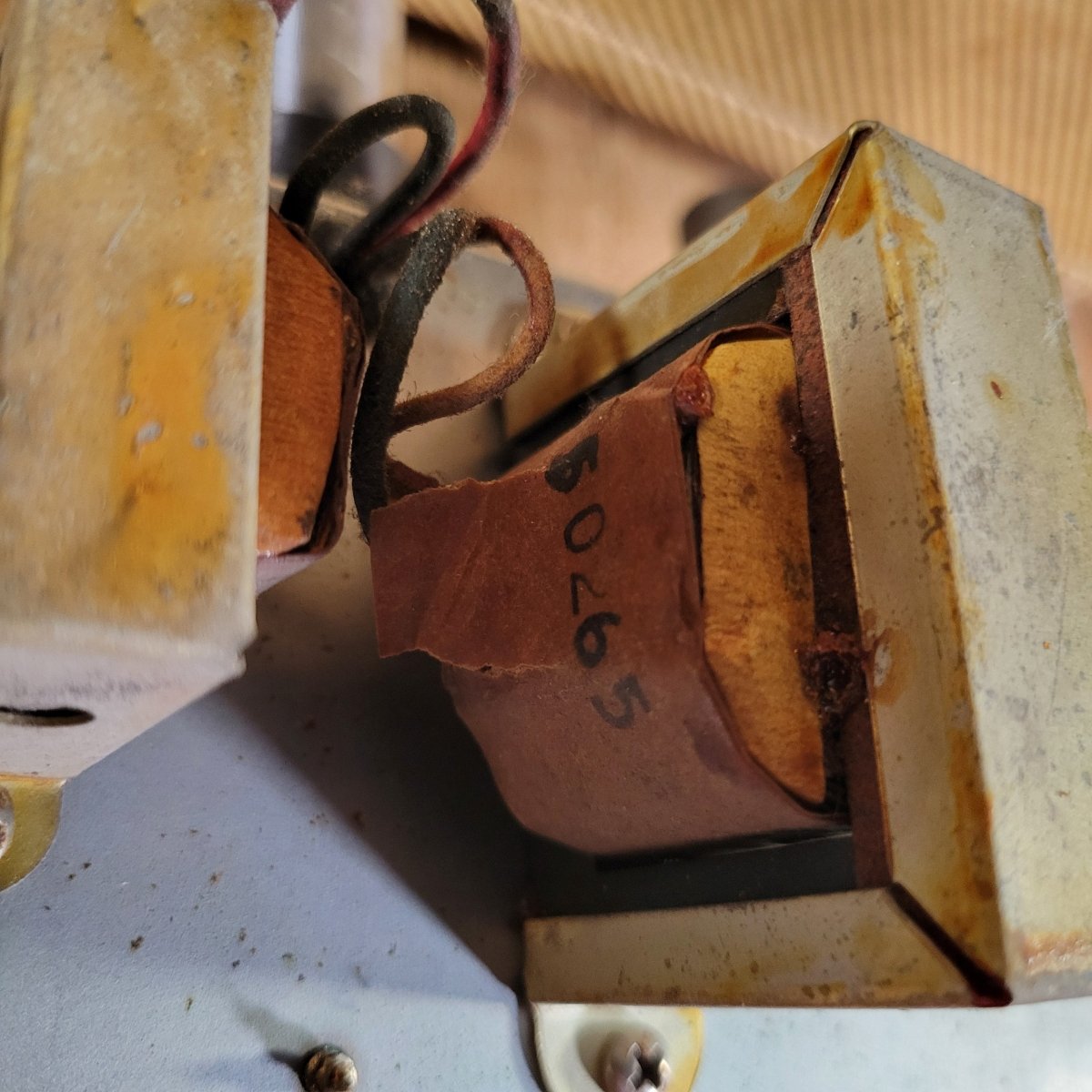 Fender Tweed Princeton 5E2 1955 Narrow Panel Amp - Mahar's Vintage Guitars