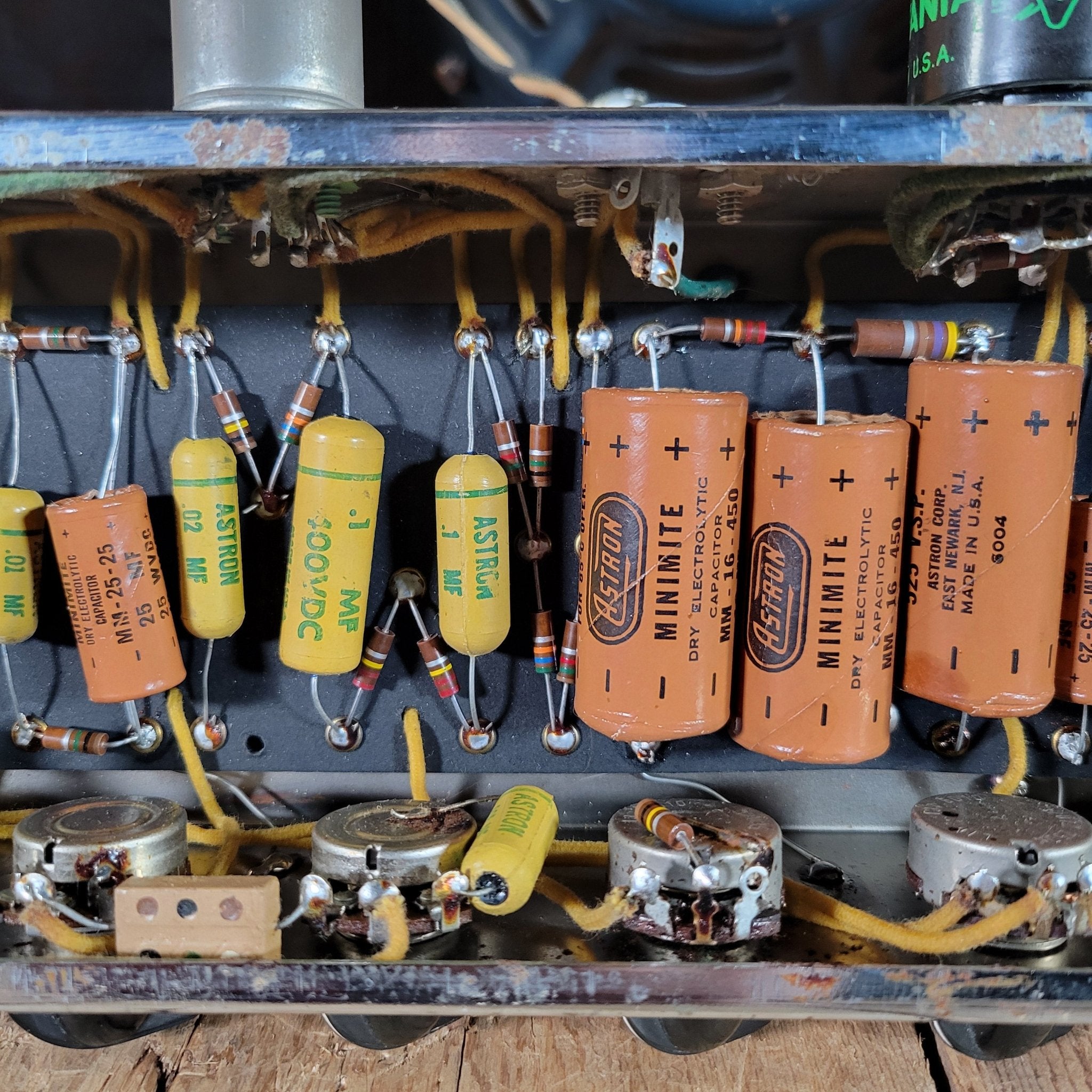 Fender Tweed Vibrolux 1960 - Mahar's Vintage Guitars