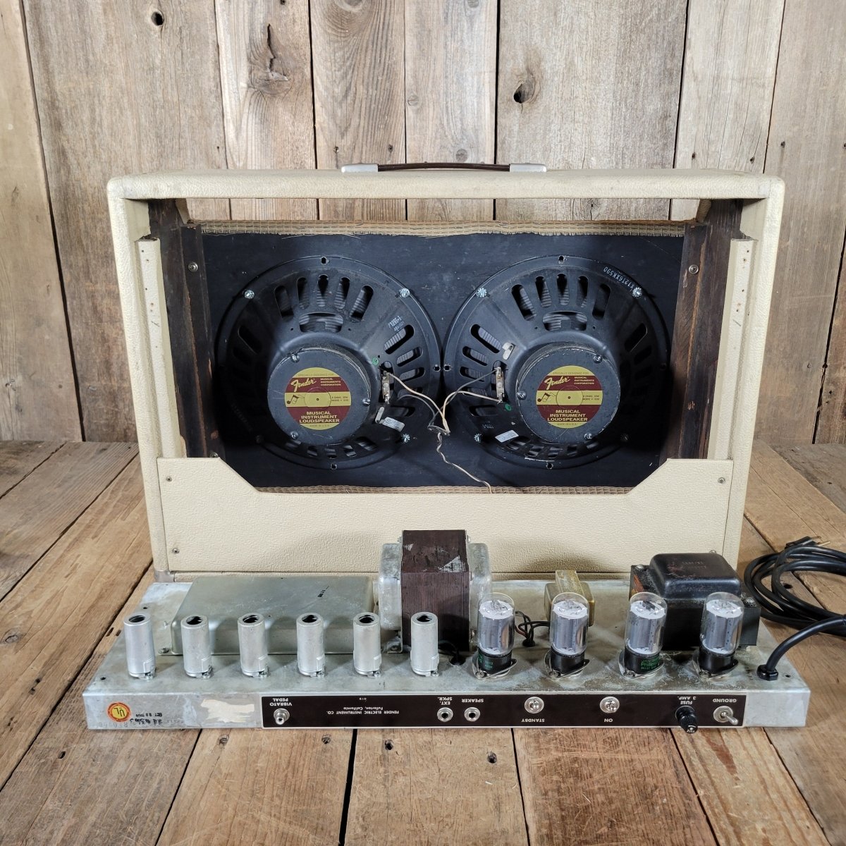 Fender Twin Amp 1963 – Smooth Blonde Tolex, Brown Panel, Original Transformers - Mahar's Vintage Guitars