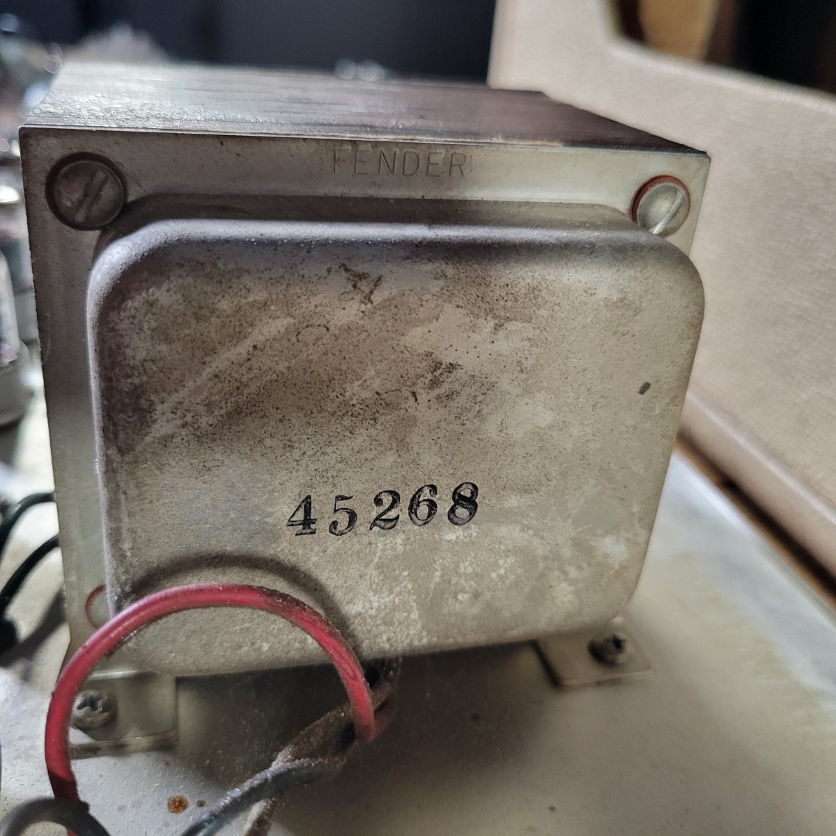 Fender Twin Amp 1963 – Smooth Blonde Tolex, Brown Panel, Original Transformers - Mahar's Vintage Guitars