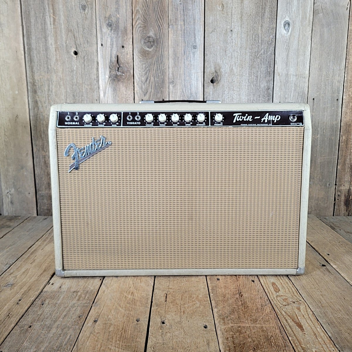Fender Twin Amp 1963 – Smooth Blonde Tolex, Brown Panel, Original Transformers - Mahar's Vintage Guitars