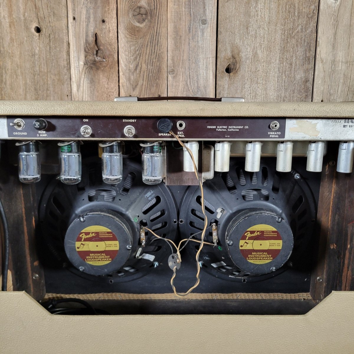 Fender Twin Amp 1963 – Smooth Blonde Tolex, Brown Panel, Original Transformers - Mahar's Vintage Guitars