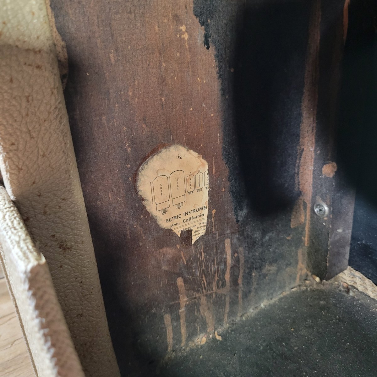 Fender Twin Amp 1963 – Smooth Blonde Tolex, Brown Panel, Original Transformers - Mahar's Vintage Guitars