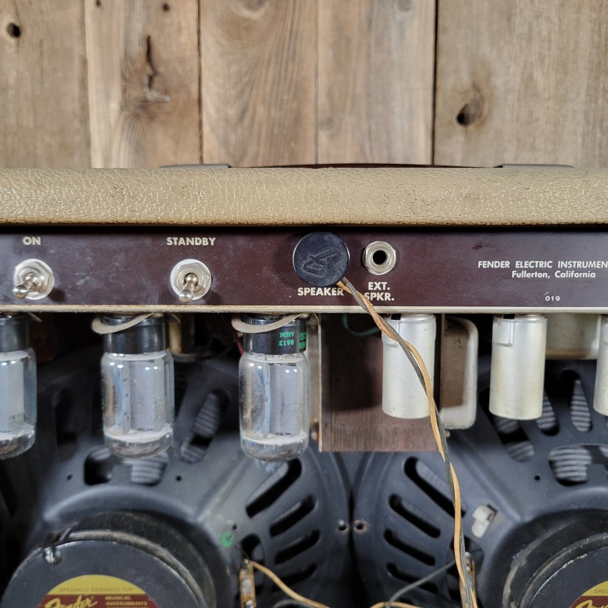 Fender Twin Amp 1963 – Smooth Blonde Tolex, Brown Panel, Original Transformers - Mahar's Vintage Guitars