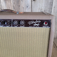 Fender Vibrolux Amp – Brown Tolex, Wheat Grille, Original 6G11 Circuit, Vintage Tube Tone 1962 - Mahar's Vintage Guitars