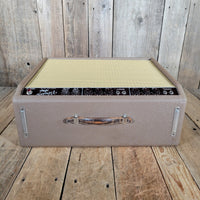 Fender Vibrolux Amp – Brown Tolex, Wheat Grille, Original 6G11 Circuit, Vintage Tube Tone 1962 - Mahar's Vintage Guitars