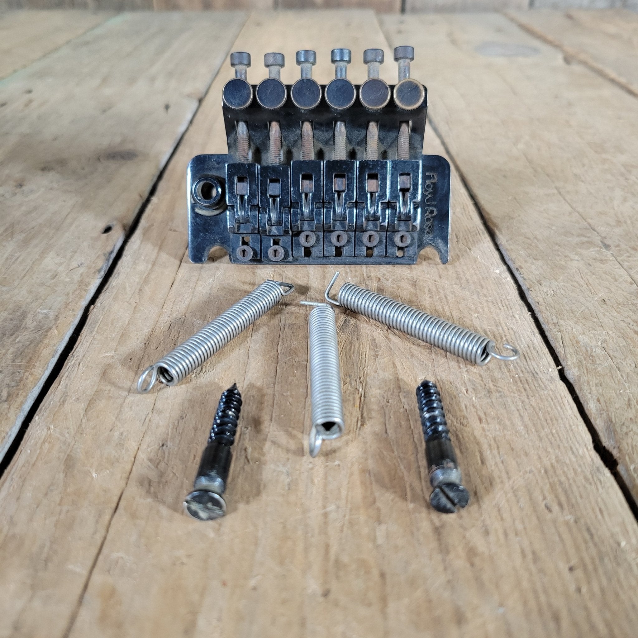 Floyd Rose Original Tremolo Bridge with posts and arm 1988 - Mahar's Vintage Guitars