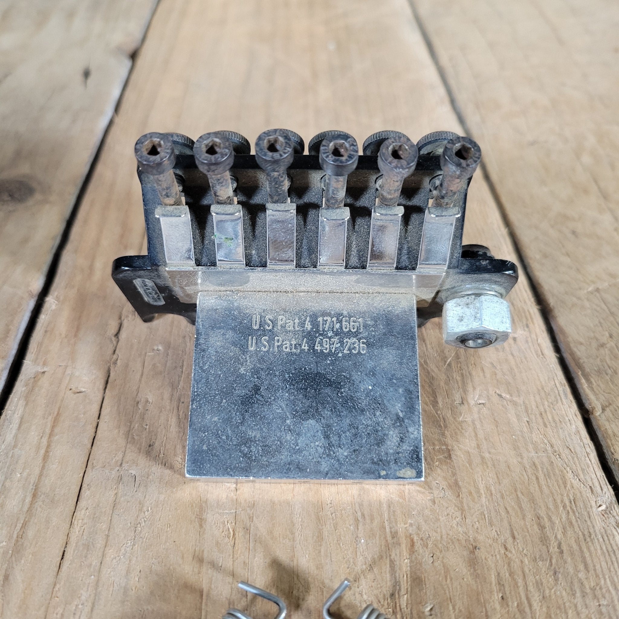 Floyd Rose Original Tremolo Bridge with posts and arm 1988 - Mahar's Vintage Guitars