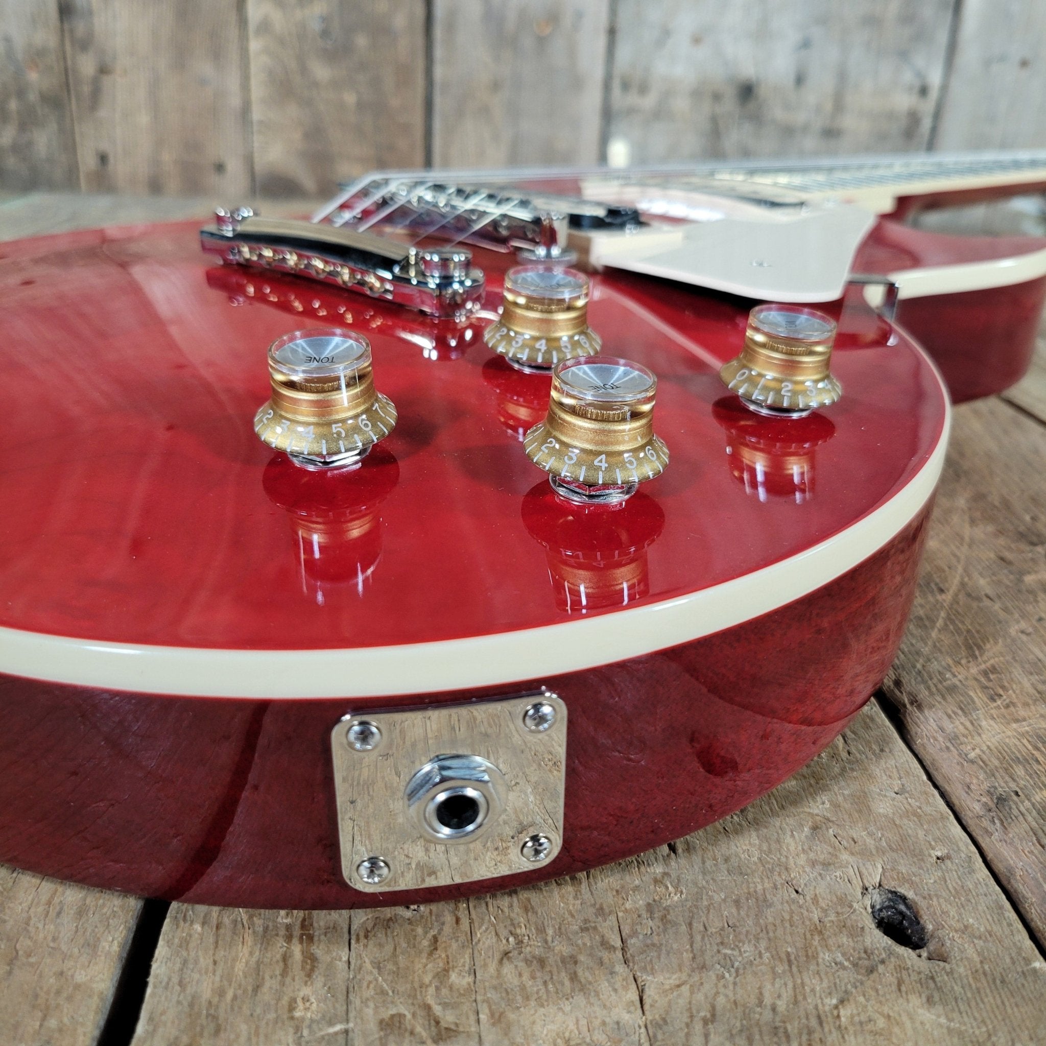 Gibson 2023 Les Paul Classic – Transparent Cherry, Modern Playability with Vintage Vibe - Mahar's Vintage Guitars