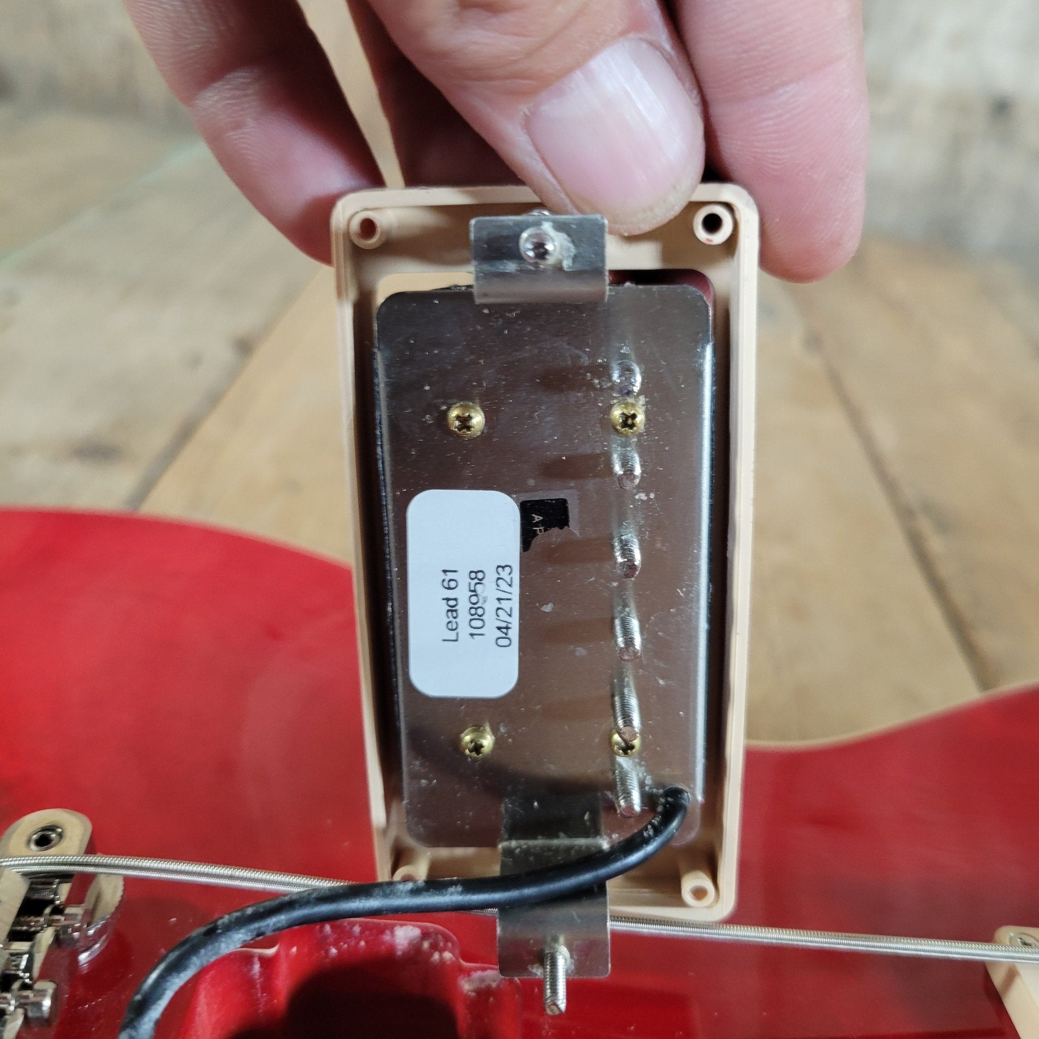 Gibson 2023 Les Paul Classic – Transparent Cherry, Modern Playability with Vintage Vibe - Mahar's Vintage Guitars