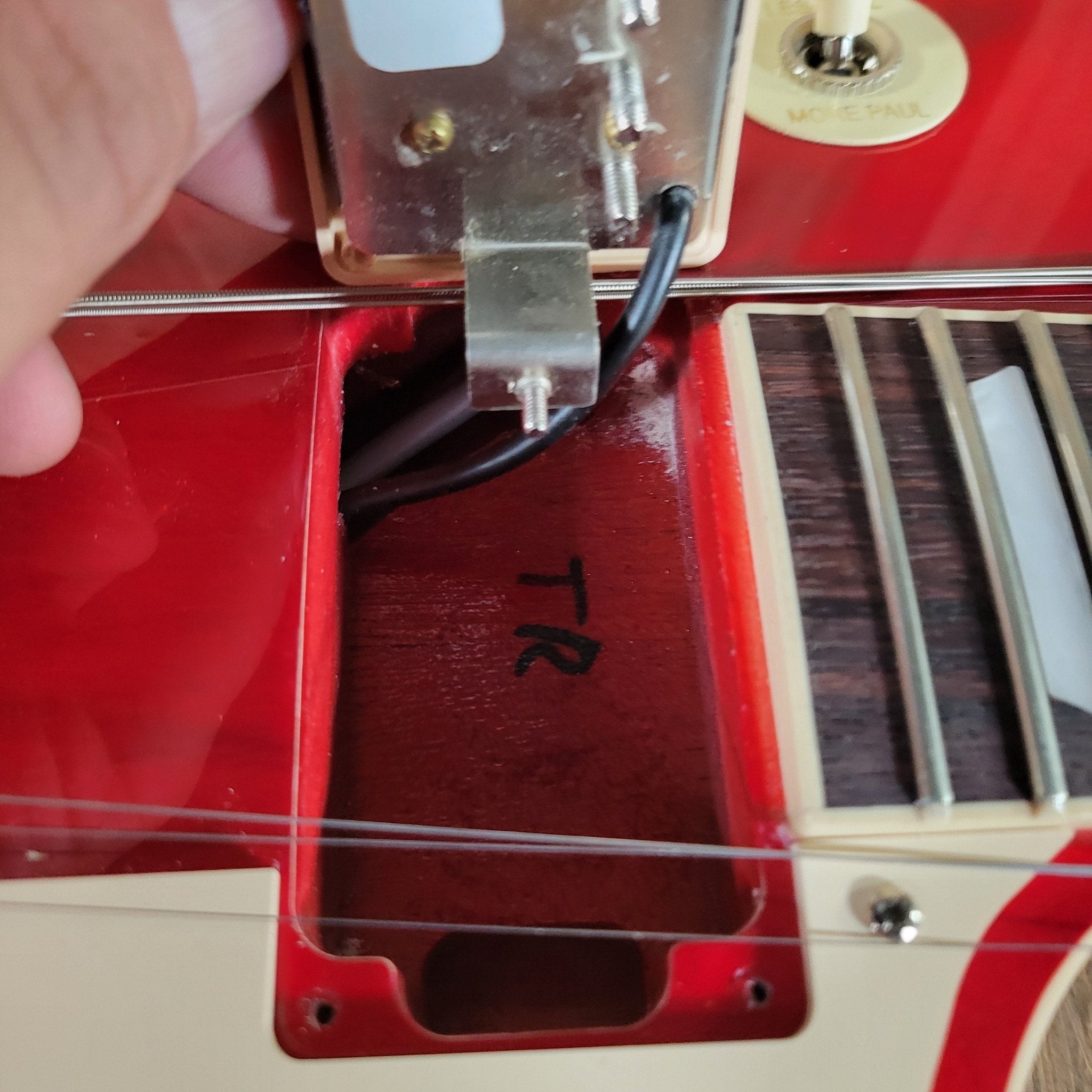 Gibson 2023 Les Paul Classic – Transparent Cherry, Modern Playability with Vintage Vibe - Mahar's Vintage Guitars