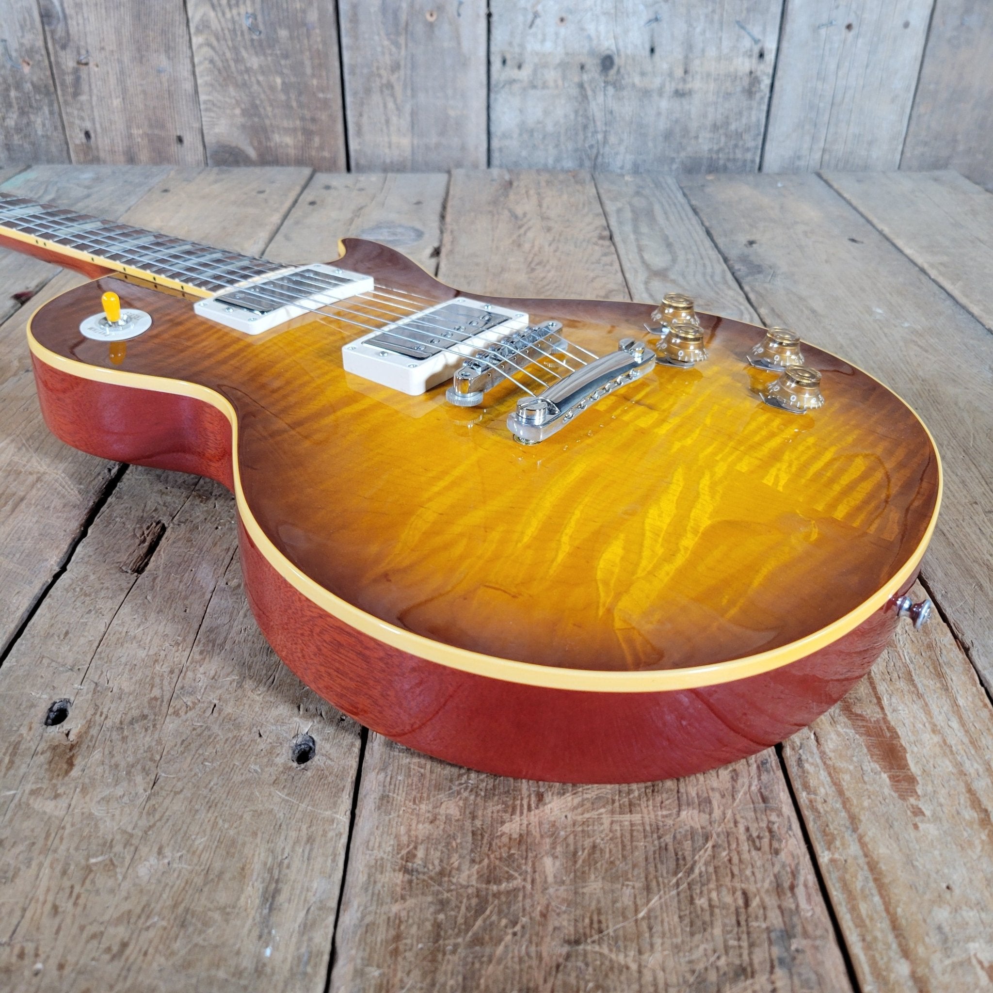 Gibson Custom Shop Les Paul  R9 Madagascar Rosewood, Historic Reissue, MINT Condition 2008 - Mahar's Vintage Guitars
