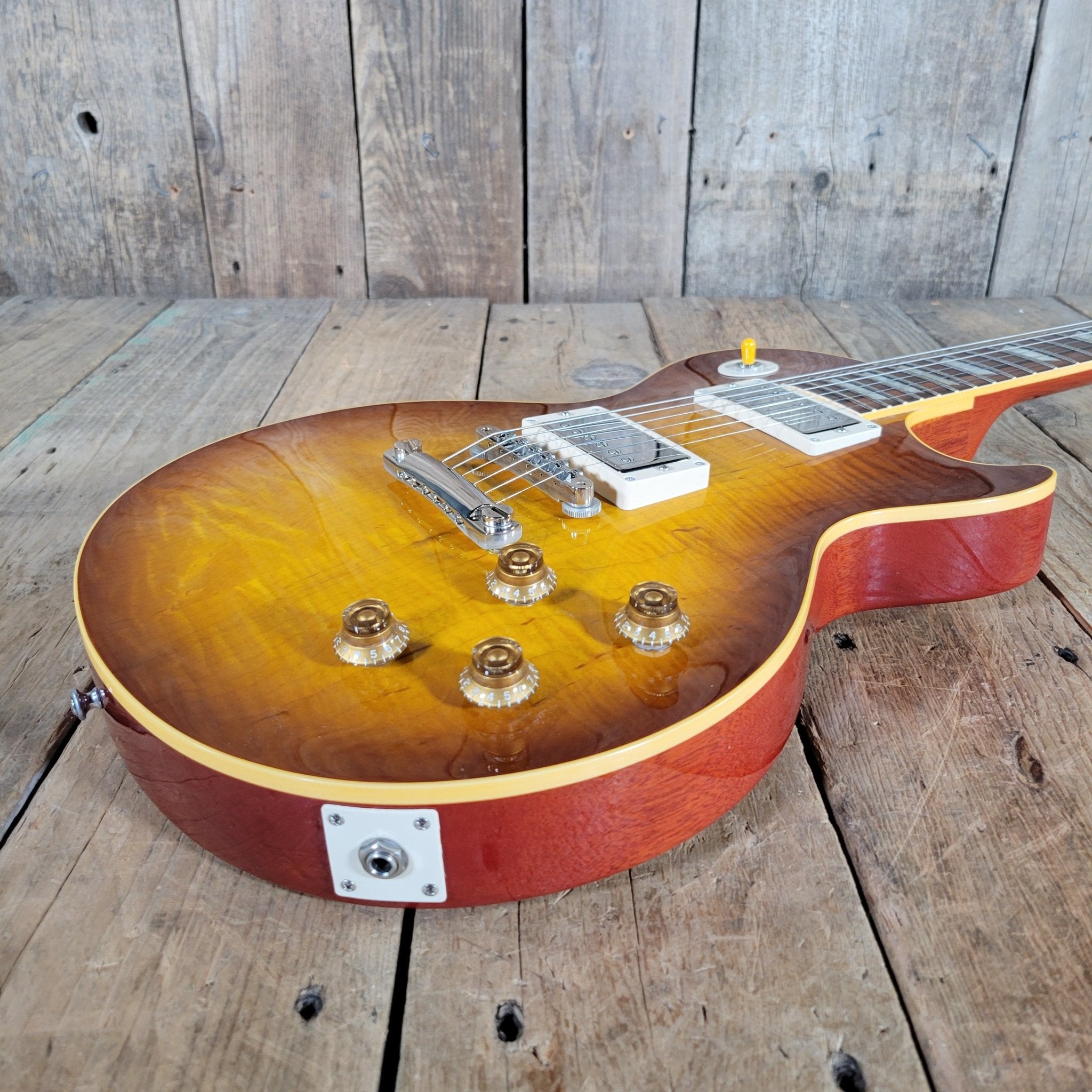 Gibson Custom Shop Les Paul  R9 Madagascar Rosewood, Historic Reissue, MINT Condition 2008 - Mahar's Vintage Guitars