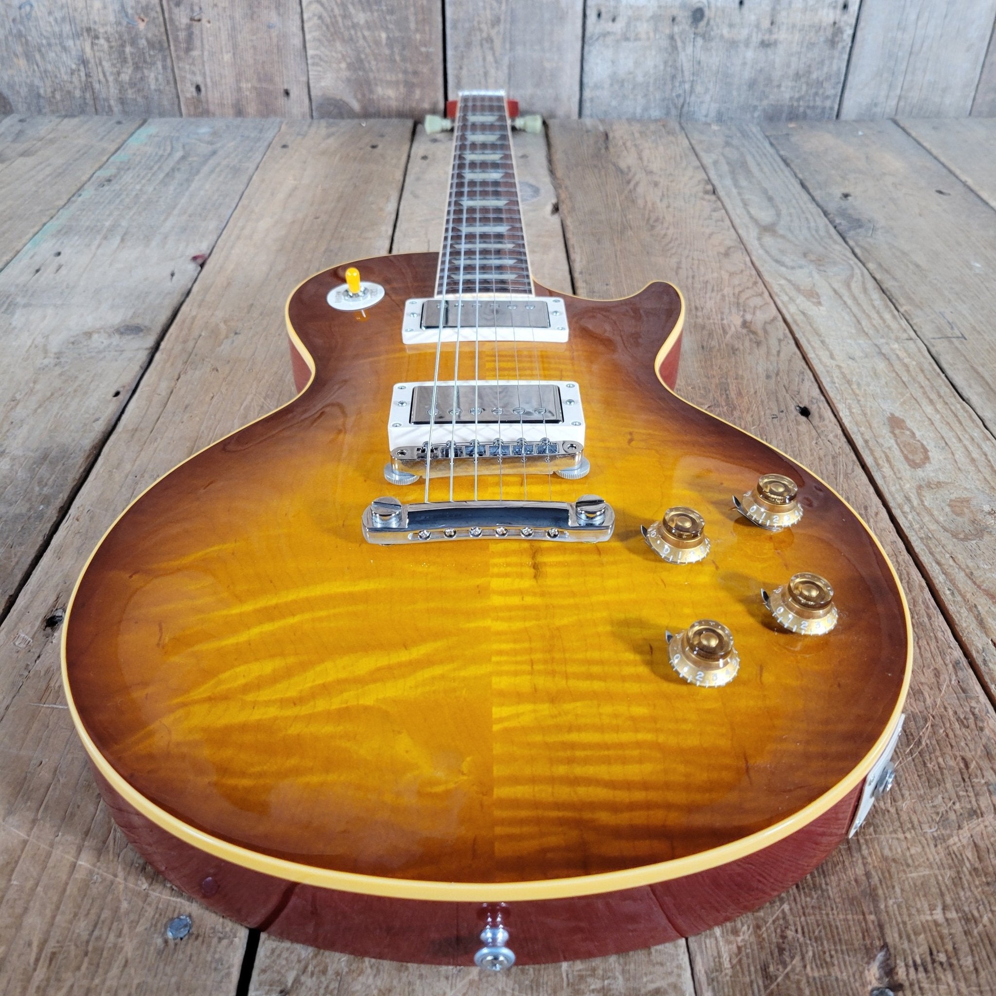 Gibson Custom Shop Les Paul  R9 Madagascar Rosewood, Historic Reissue, MINT Condition 2008 - Mahar's Vintage Guitars