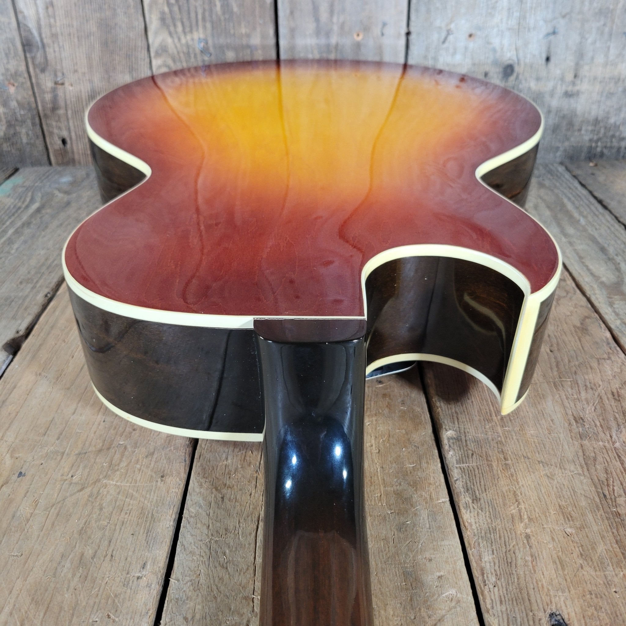 Gibson ES - 175D 1972 Hollow Body Electric Guitar – Near Mint Vintage Condition - Mahar's Vintage Guitars