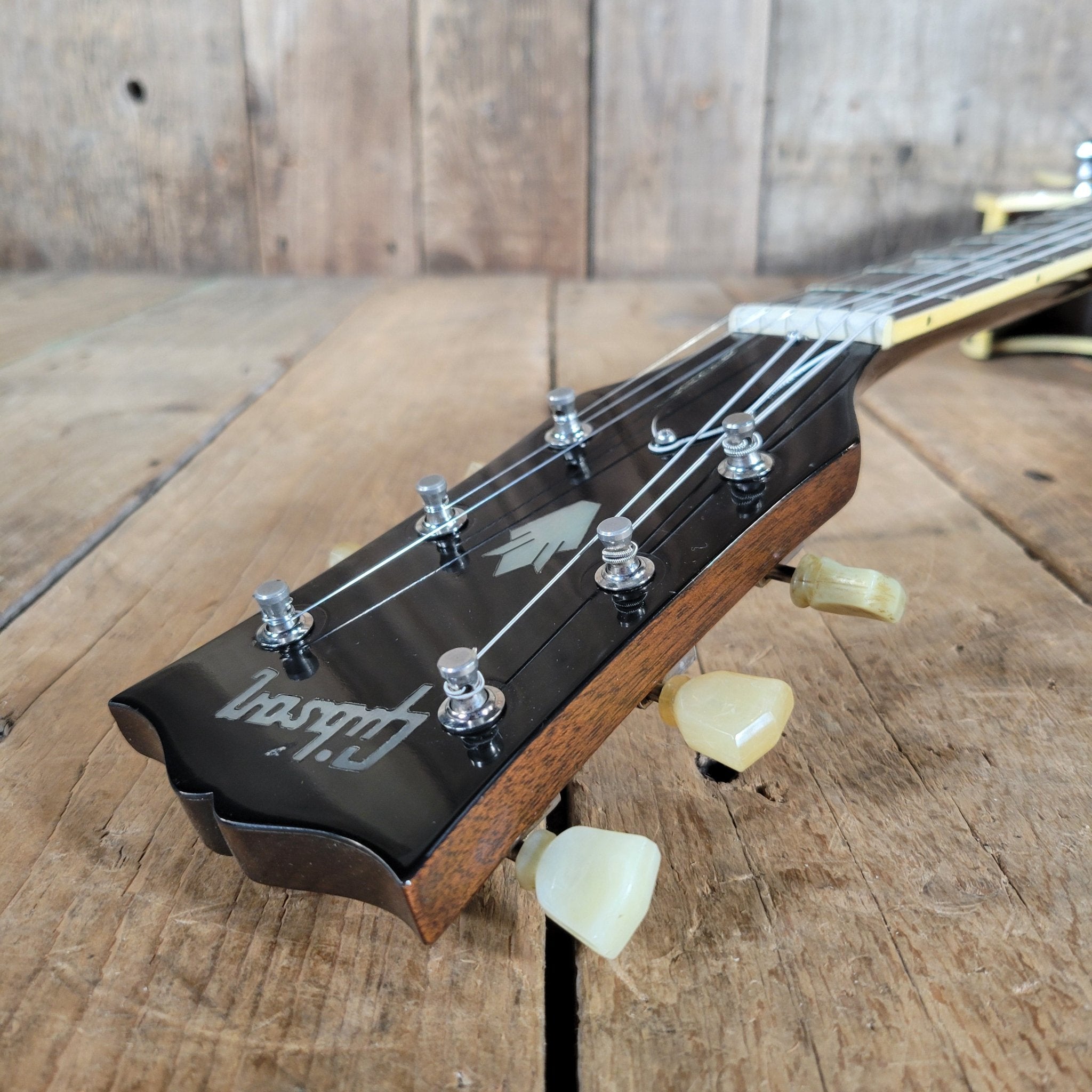 Gibson ES - 175D 1972 Hollow Body Electric Guitar – Near Mint Vintage Condition - Mahar's Vintage Guitars