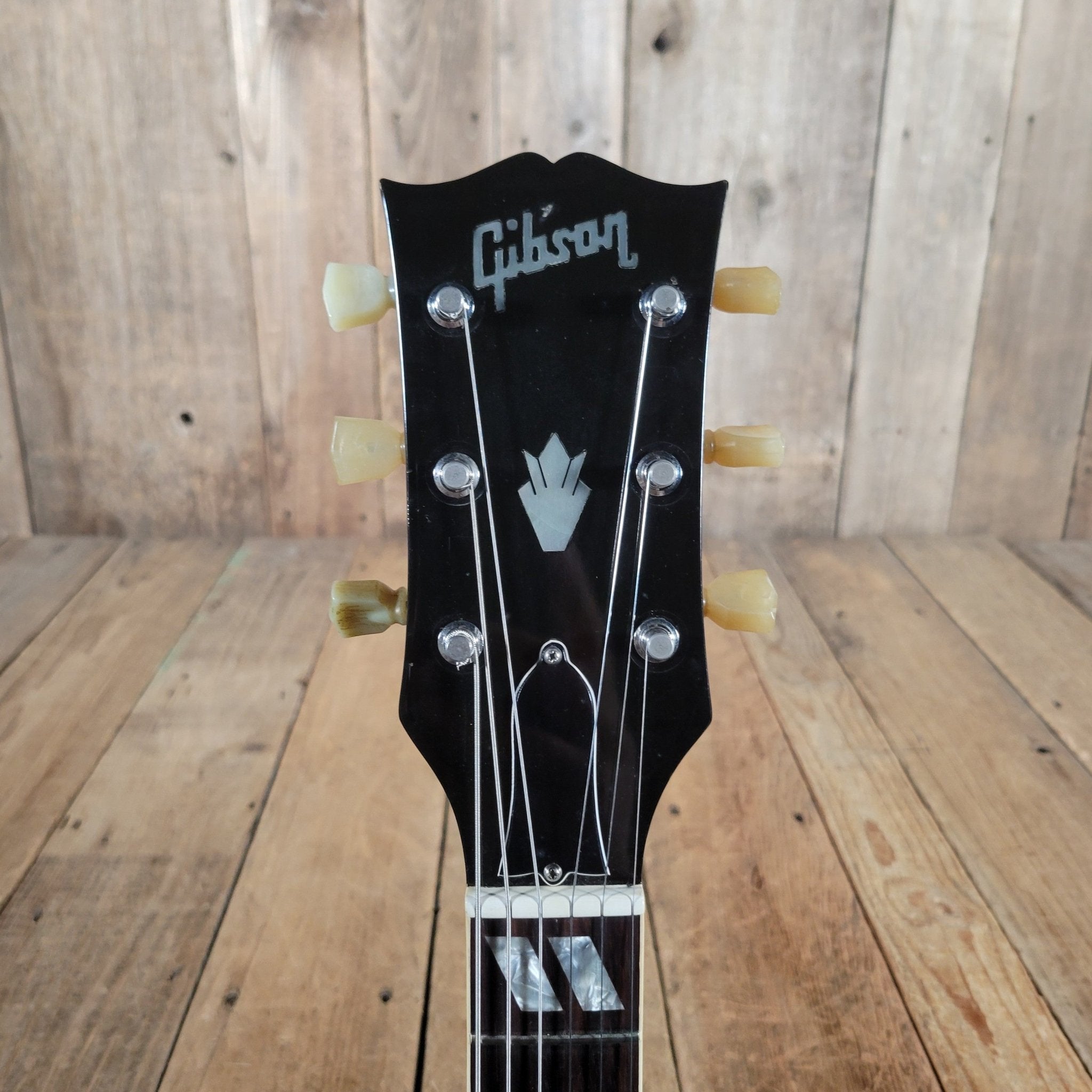 Gibson ES - 175D 1972 Hollow Body Electric Guitar – Near Mint Vintage Condition - Mahar's Vintage Guitars