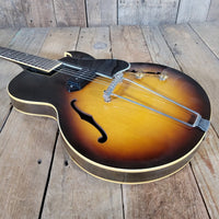 Gibson ES - 225T 1958 – Vintage Sunburst Hollowbody Electric Guitar with Original P - 90 Pickup - Mahar's Vintage Guitars