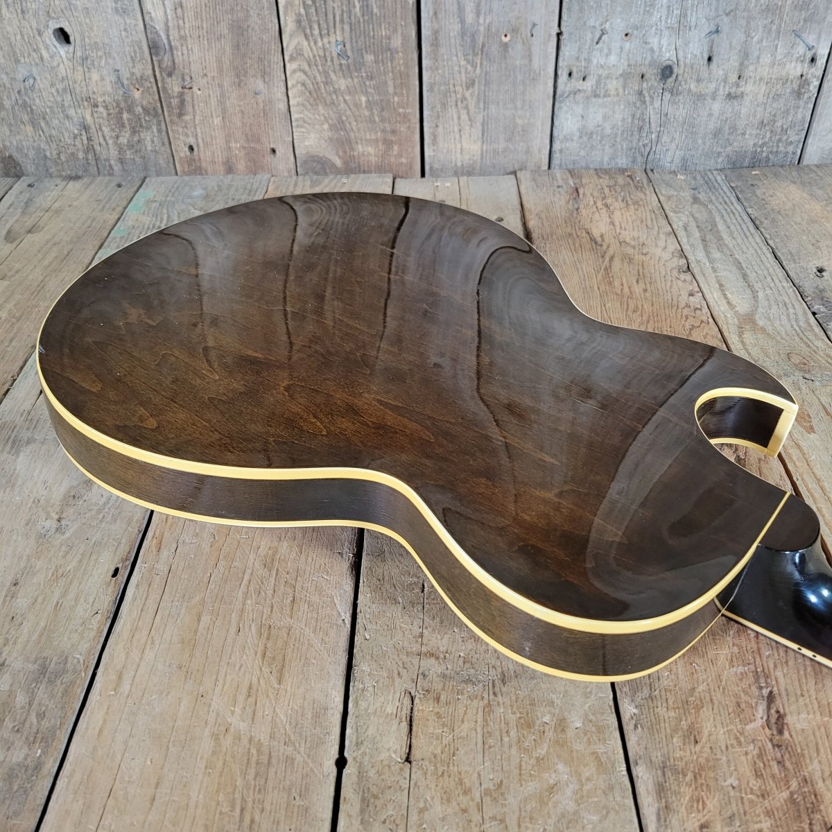 Gibson ES - 225T 1958 – Vintage Sunburst Hollowbody Electric Guitar with Original P - 90 Pickup - Mahar's Vintage Guitars