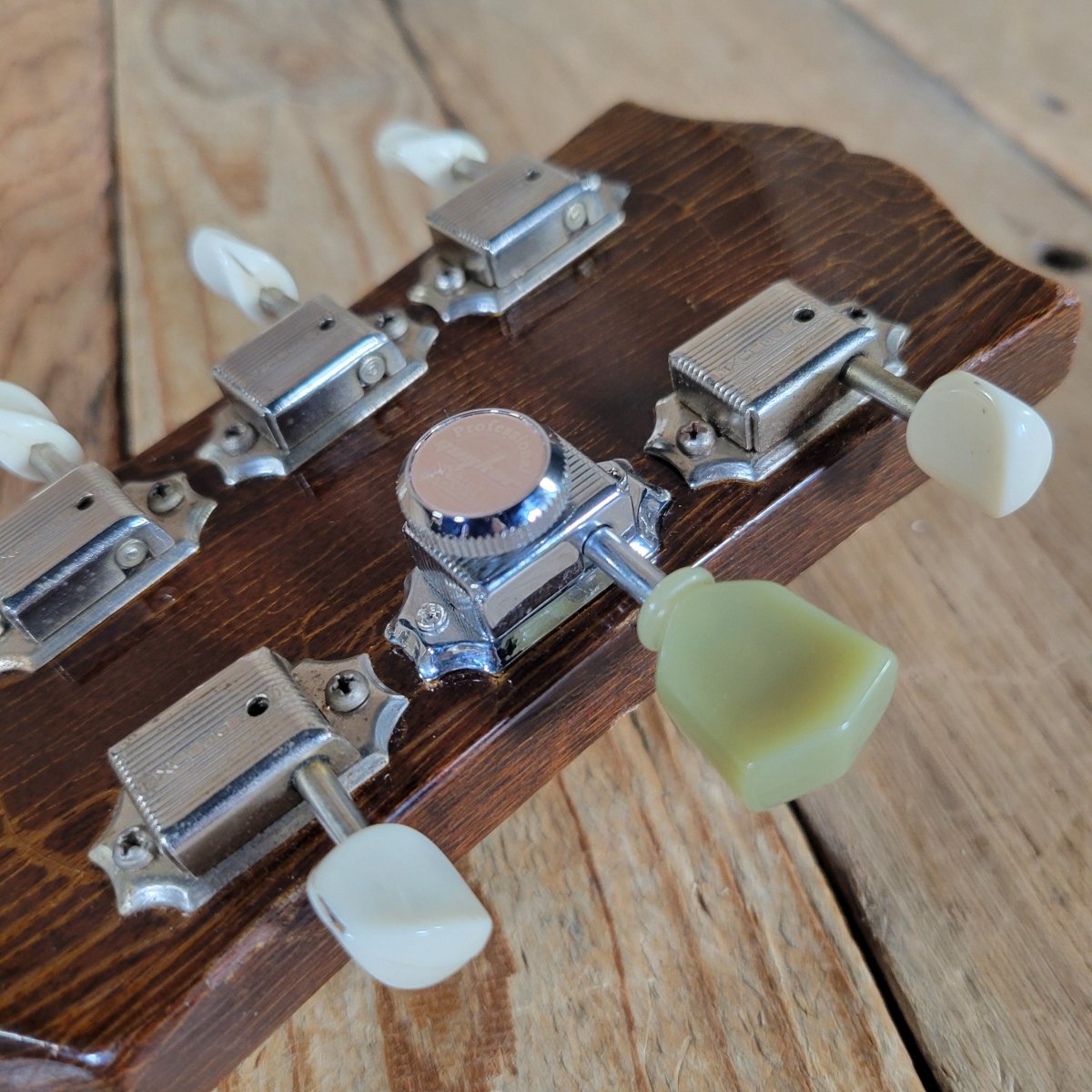 Gibson ES - 225T 1958 – Vintage Sunburst Hollowbody Electric Guitar with Original P - 90 Pickup - Mahar's Vintage Guitars