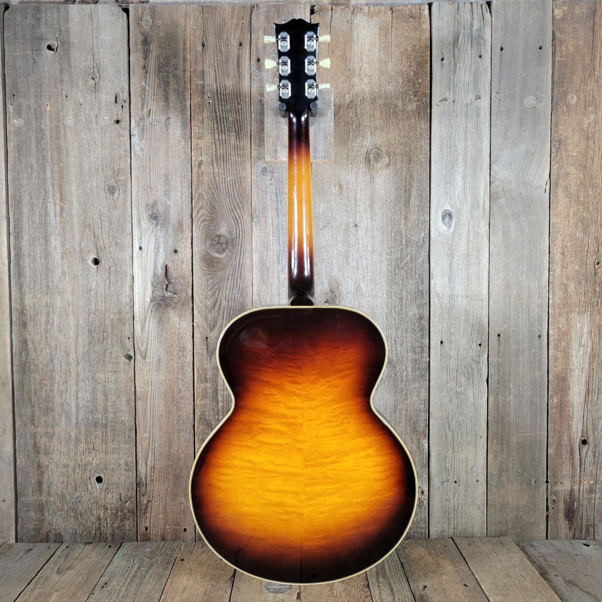 Gibson ES - 300 1949 Vintage Archtop Electric Guitar – Near Mint - 76 Made in 1949 - Mahar's Vintage Guitars