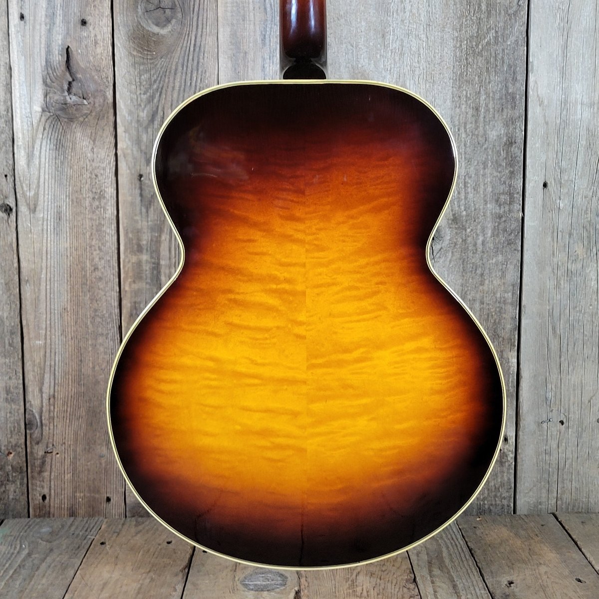 Gibson ES - 300 1949 Vintage Archtop Electric Guitar – Near Mint - 76 Made in 1949 - Mahar's Vintage Guitars