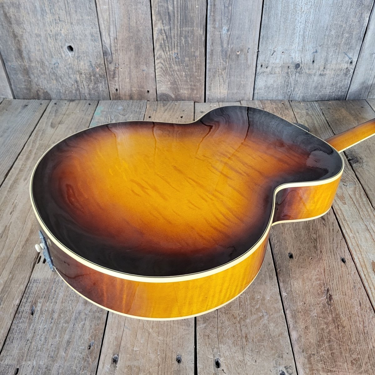 Gibson ES - 300 1949 Vintage Archtop Electric Guitar – Near Mint - 76 Made in 1949 - Mahar's Vintage Guitars