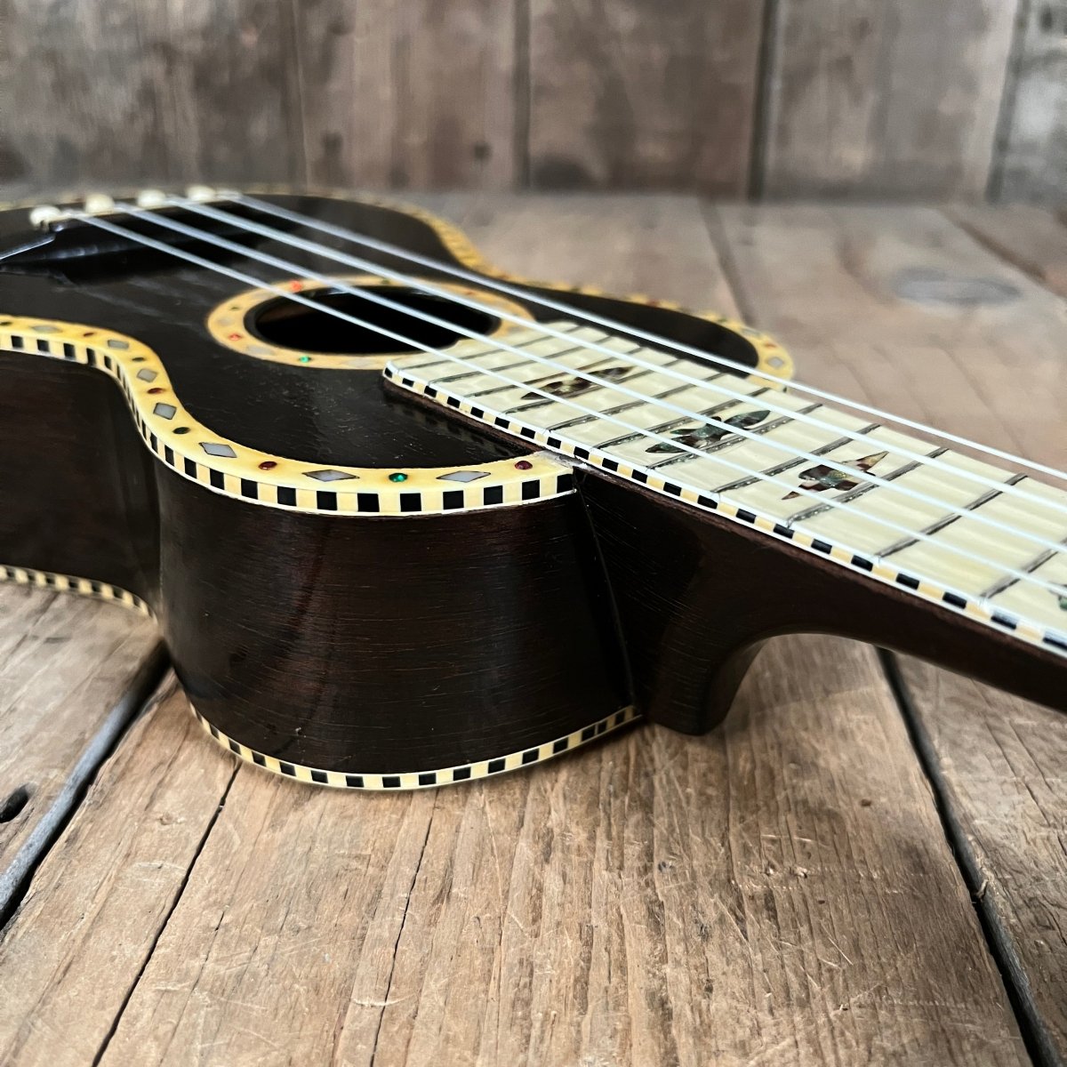 Gibson "Frieda" one of a kind custom Ukulele 1930's - Mahar's Vintage Guitars