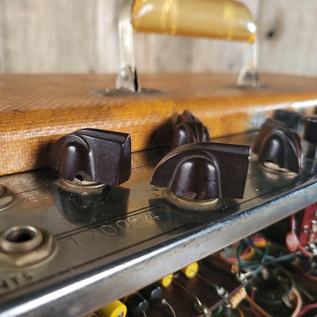 Gibson GA - 80 Vari - tone Tweed Guitar Amp 1959 - Mahar's Vintage Guitars