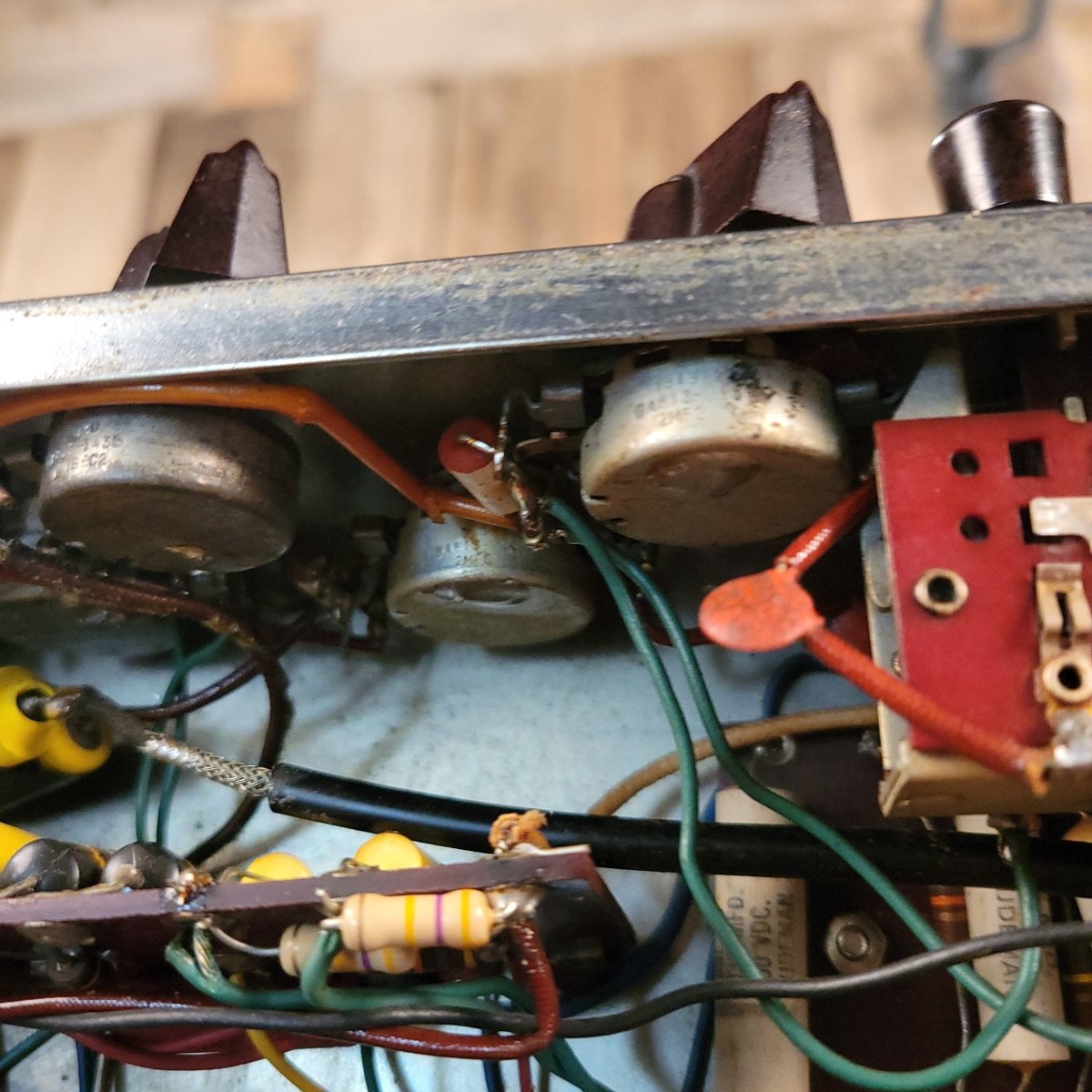 Gibson GA - 80 Vari - tone Tweed Guitar Amp 1959 - Mahar's Vintage Guitars