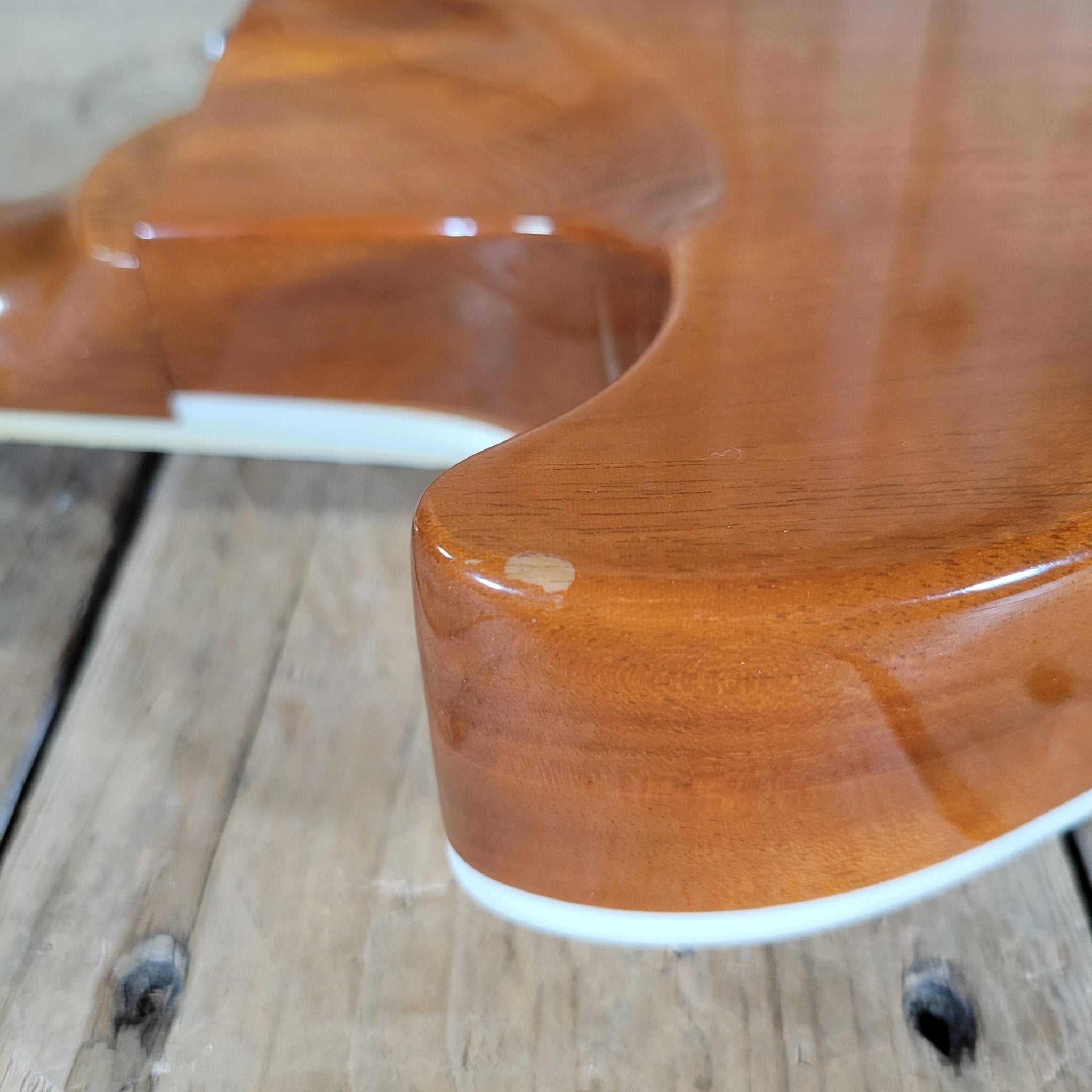 Gibson Les Paul Modern Graphite Top 2019 Chambered, Asymmetrical Neck, Push/Pull Coil Splitting - Mahar's Vintage Guitars