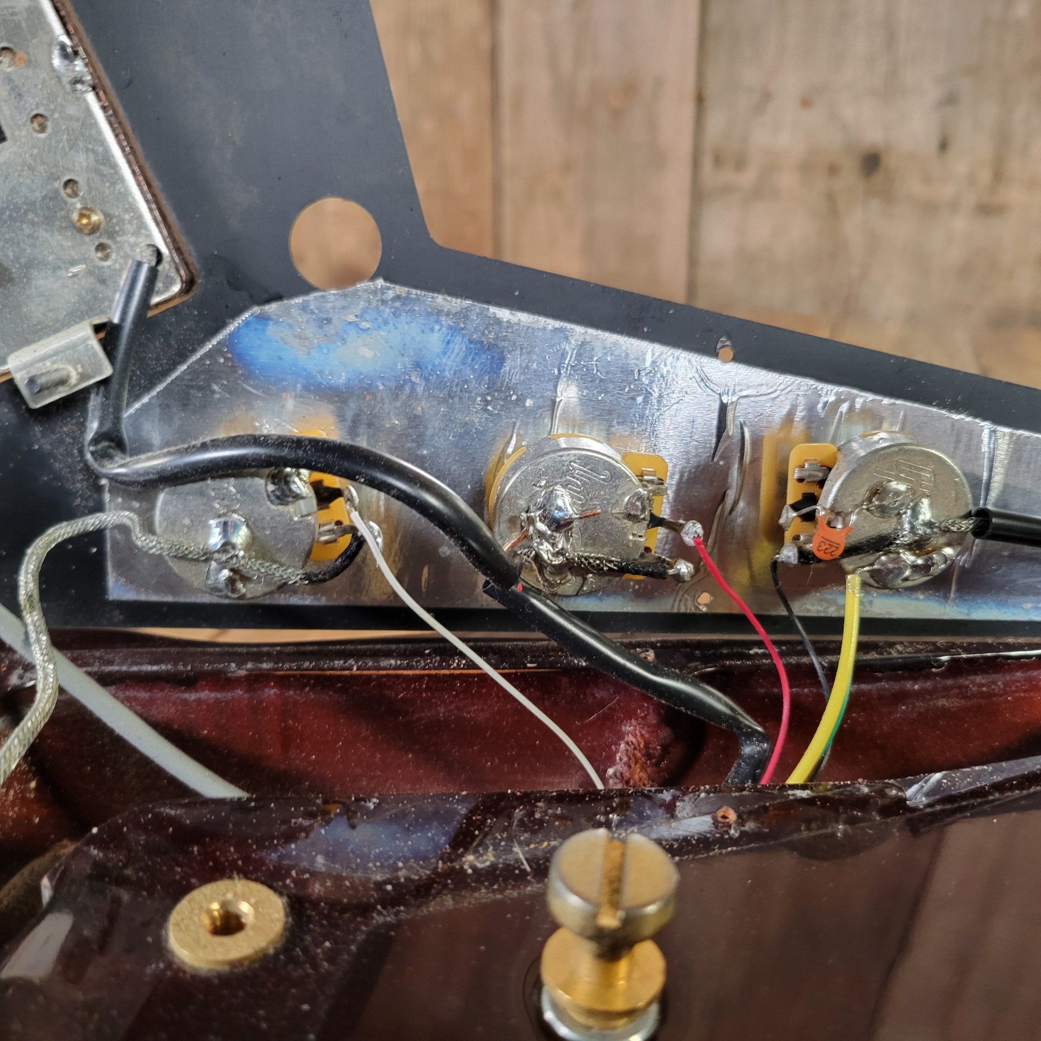 Gibson Reverse Explorer – Limited “Guitar of the Month” Edition 2008 - Mahar's Vintage Guitars