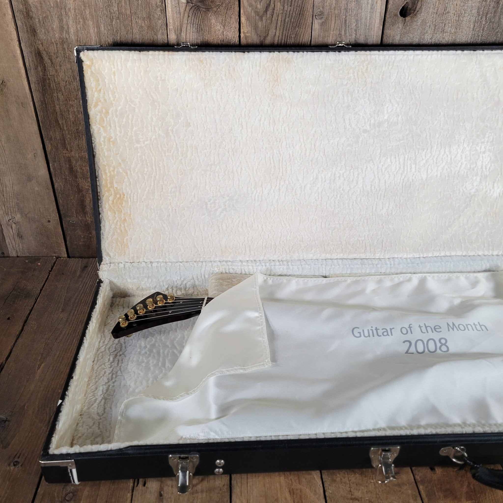 Gibson Reverse Explorer – Limited “Guitar of the Month” Edition 2008 - Mahar's Vintage Guitars