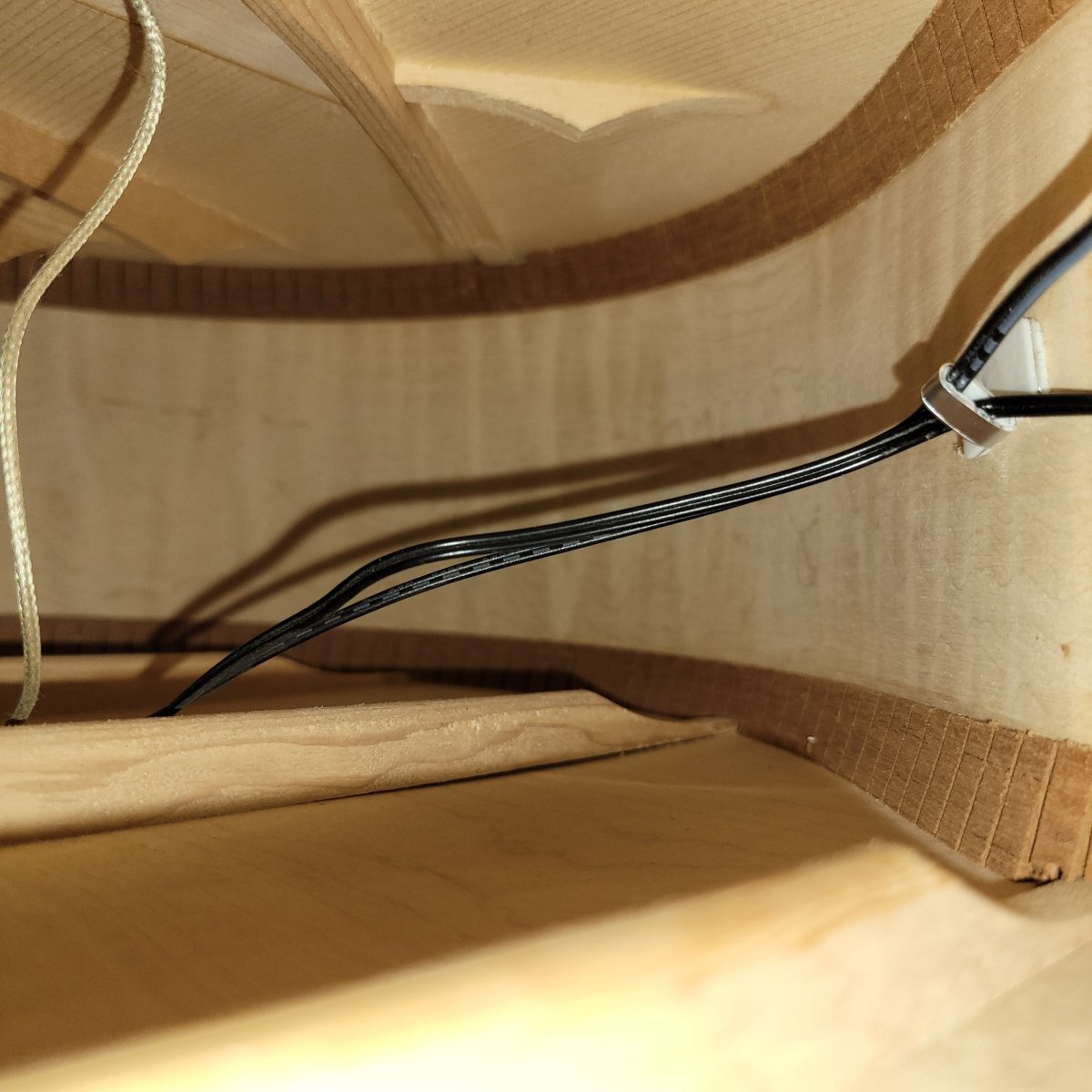 Gibson True Vintage J - 185 TV 2014 – Vintage Sunburst, Acoustic Guitar with Case - Mahar's Vintage Guitars