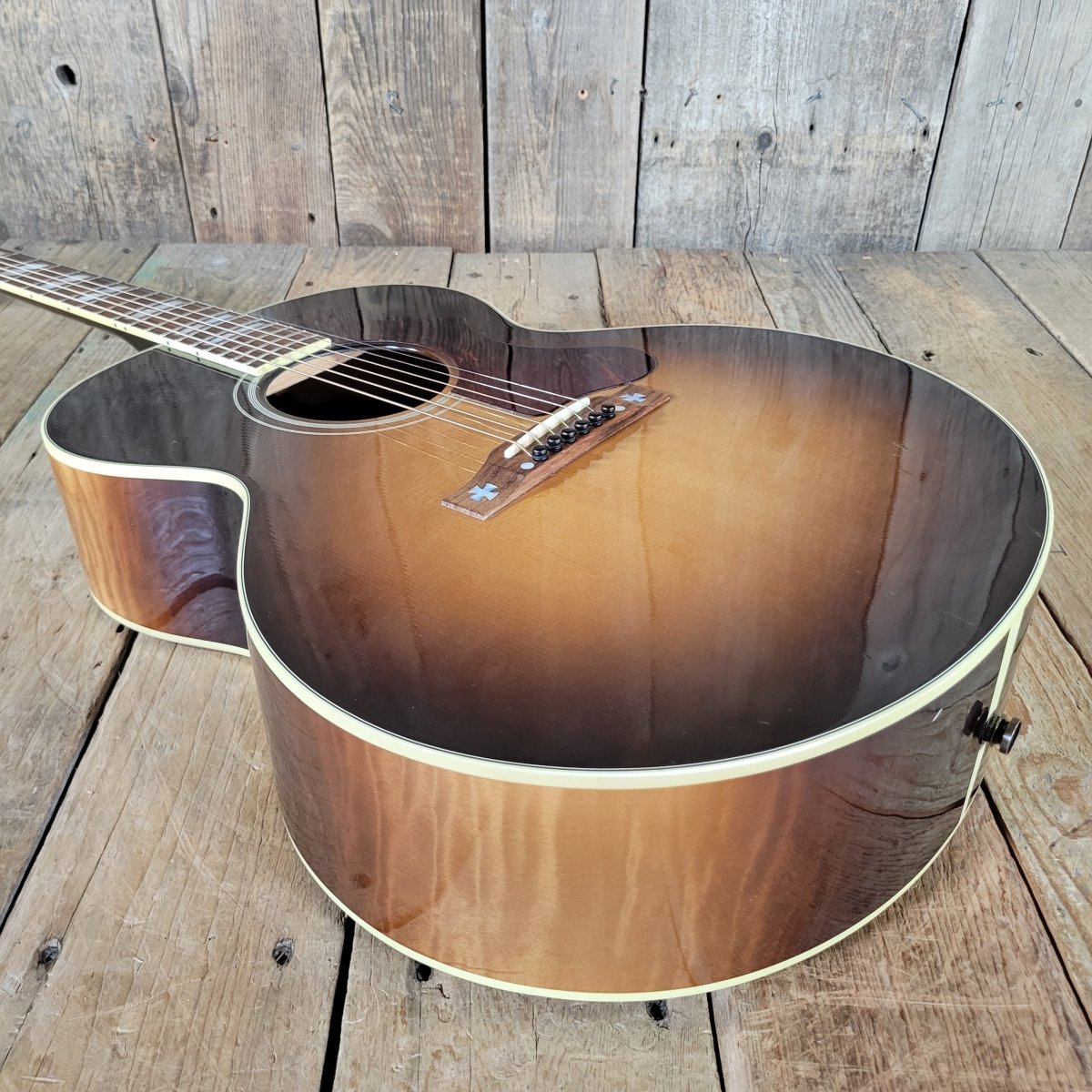 Gibson True Vintage J - 185 TV 2014 – Vintage Sunburst, Acoustic Guitar with Case - Mahar's Vintage Guitars