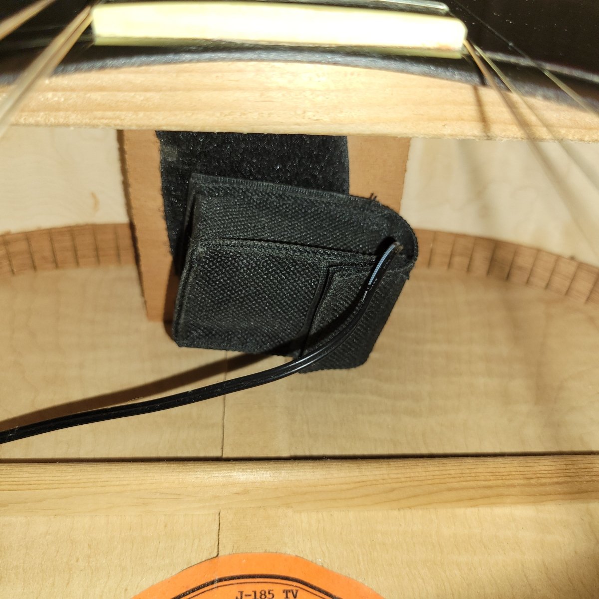 Gibson True Vintage J - 185 TV 2014 – Vintage Sunburst, Acoustic Guitar with Case - Mahar's Vintage Guitars