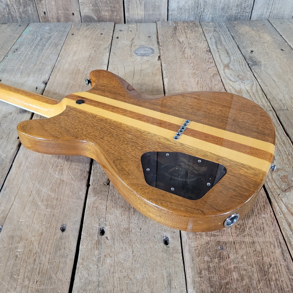 Gretsch Committee 7628 1977 – Vintage Electric Guitar, Rare Walnut Body - Mahar's Vintage Guitars