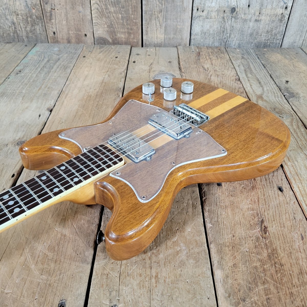 Gretsch Committee 7628 1977 – Vintage Electric Guitar, Rare Walnut Body - Mahar's Vintage Guitars