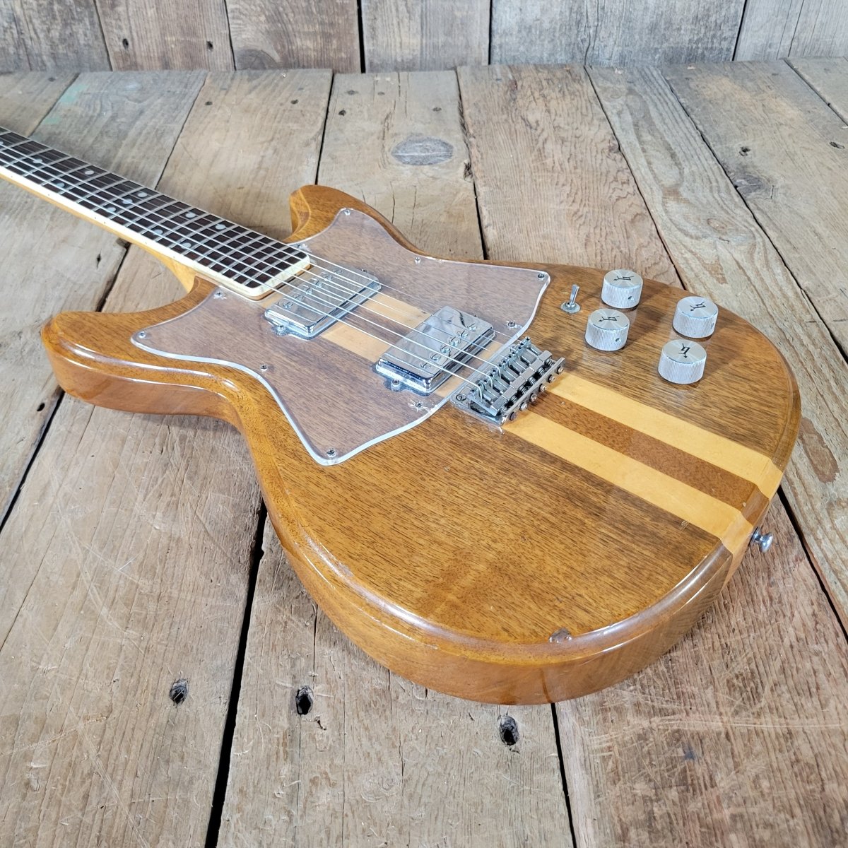 Gretsch Committee 7628 1977 – Vintage Electric Guitar, Rare Walnut Body - Mahar's Vintage Guitars