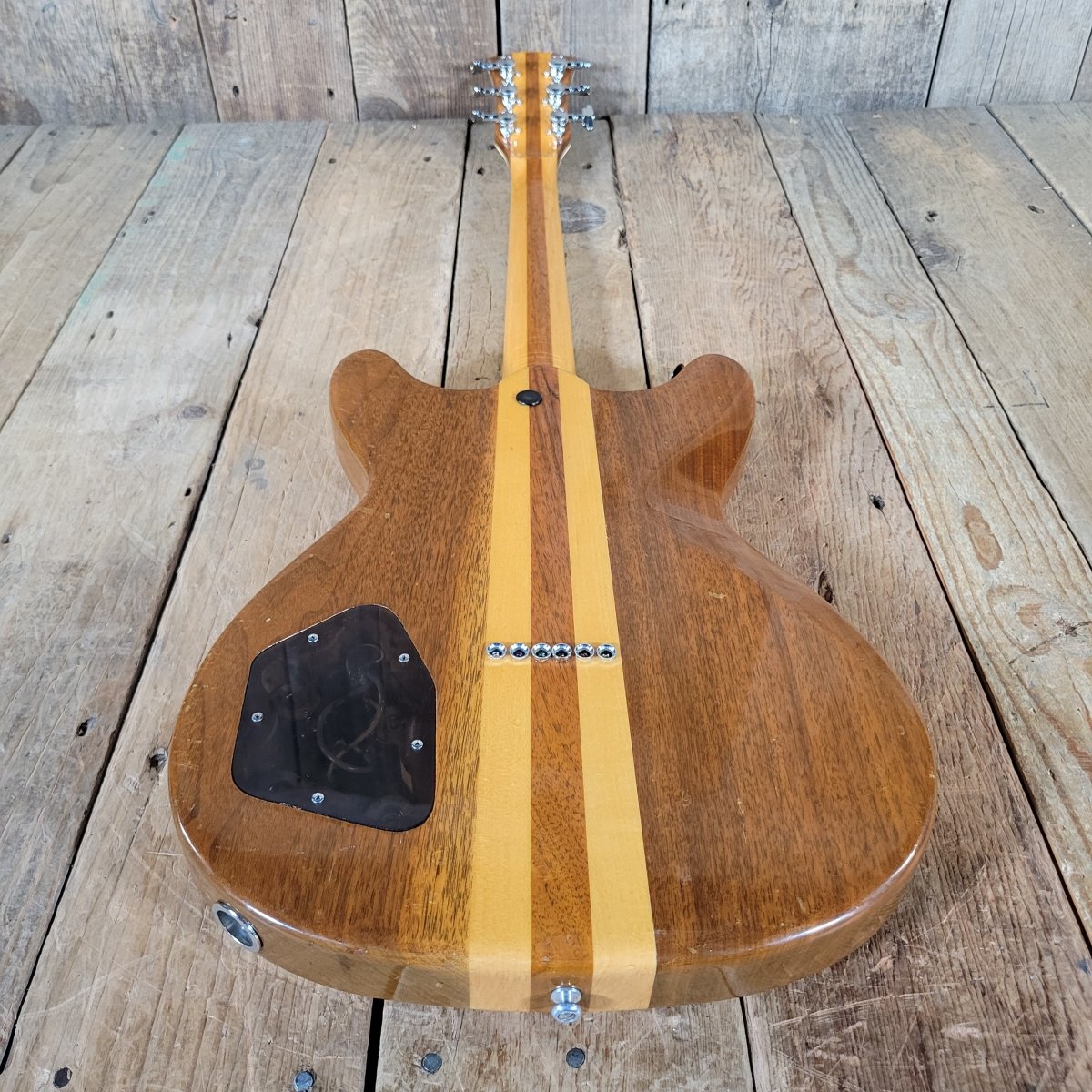 Gretsch Committee 7628 1977 – Vintage Electric Guitar, Rare Walnut Body - Mahar's Vintage Guitars