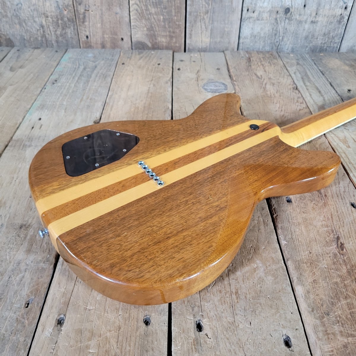 Gretsch Committee 7628 1977 – Vintage Electric Guitar, Rare Walnut Body - Mahar's Vintage Guitars