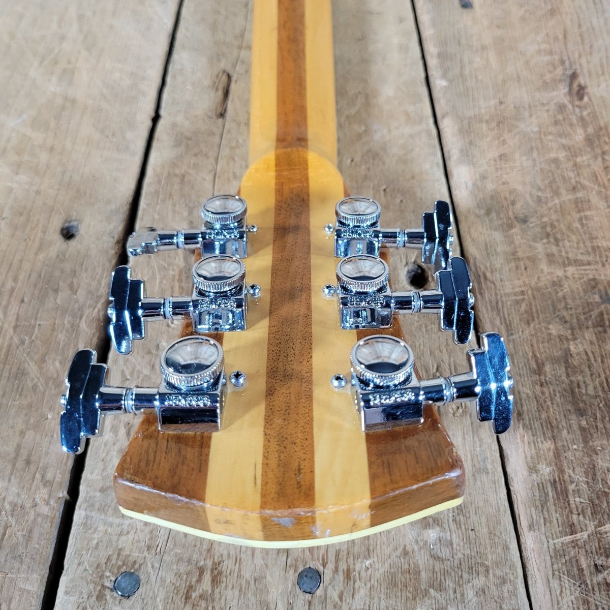 Gretsch Committee 7628 1977 – Vintage Electric Guitar, Rare Walnut Body - Mahar's Vintage Guitars